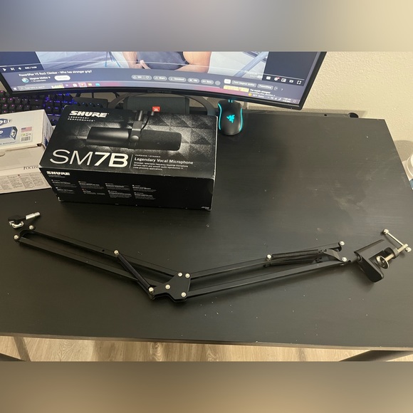 Shure SM7B, Cloudlifter, and Scarlet 2i2, w/ cables, stand, & iphone connector - Picture 7 of 10